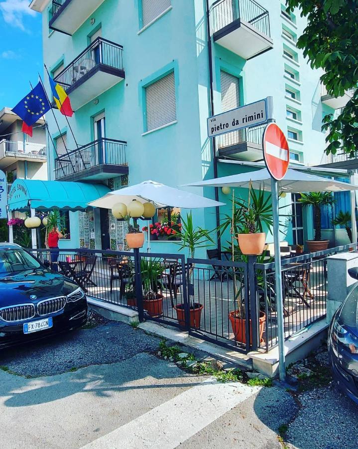 Hotel Savina Ρίμινι Εξωτερικό φωτογραφία